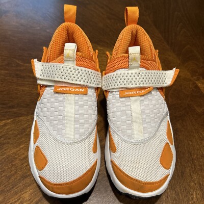 Nike Jordan Women's Trunner LX Premier 313322 Orange & White Size