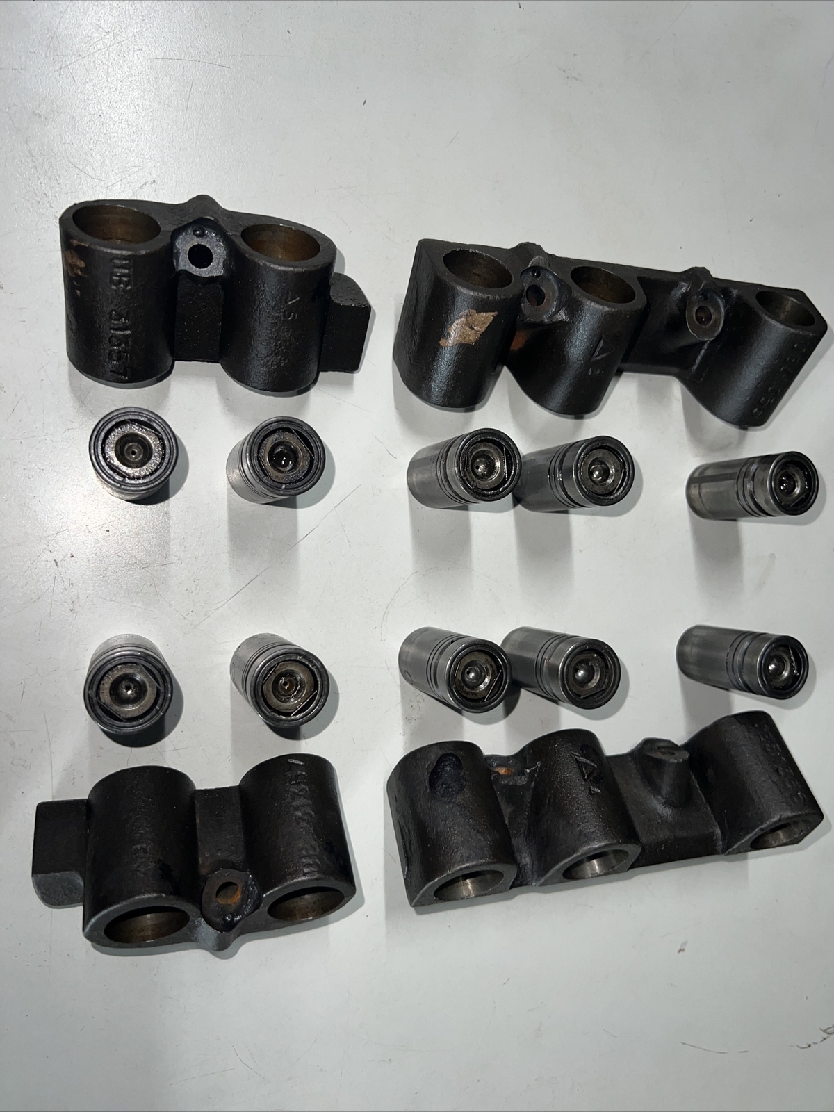 1965 Bentley Rolls Royce Set Of Valve Lifters & Housing 6.2L