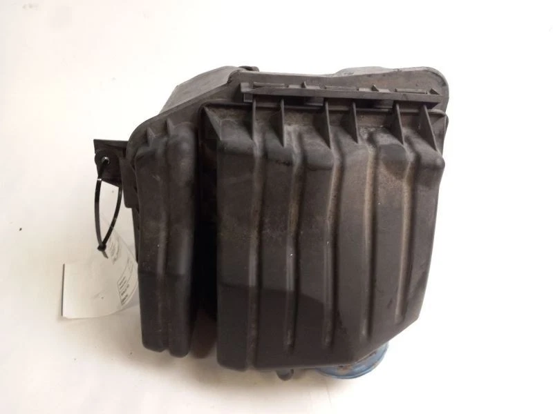 LIMPIADOR DE AIRE PARA CHRYSLER TOWN COUNTRY 2001 - 2007 Foto 2 de 4