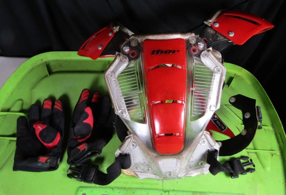 Protector de pecho Thor Motorsports Motocross Motocross Juvenil De colección #16 y guantes Foto 4 de 4