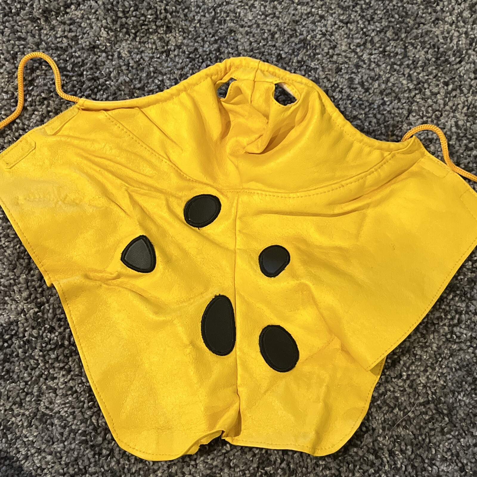 VTG Scooby Doo Cartoon Plush Stuffed Animal 1998 12&rdquo; Toy w/Yellow Rain Coat