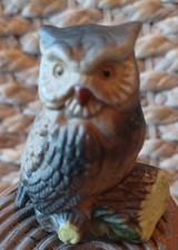 Porcelain Owl 50's-70's Vtg Detailed Feather Textures Brown Tan Color Scheme...