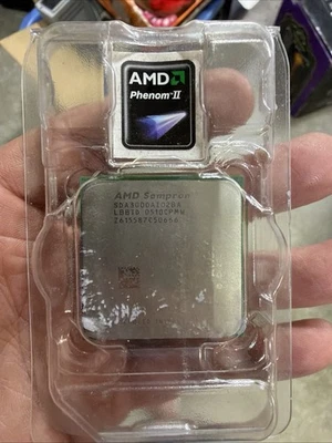 AMD Sempron 3000+ 1.8GHz Socket 754 CPU SDA3000AI02BA Bandeja OEM Sellada Foto 1 de 4