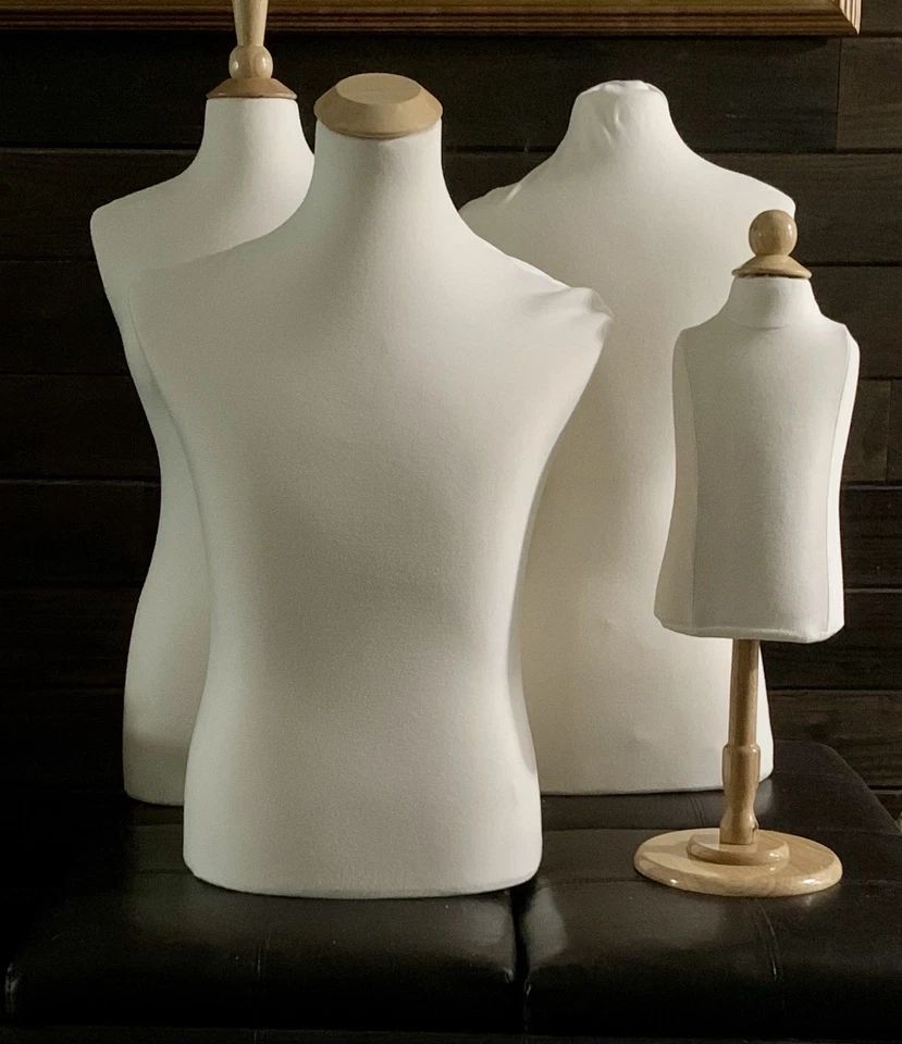 4 torsos de maniquí 2 mujeres, 1 hombre y 1 niño Foto 2 de 4