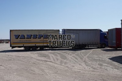 LKW Foto DAF XF 460 Planensattelzug Kirgisistan weiß #w3tq