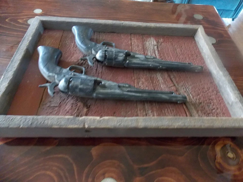 Pistolas Mosquete Western 3D De Colección 20" × 14 Pistola Arte de Pared Marco de Madera Decoración Vaquero Foto 4 de 4