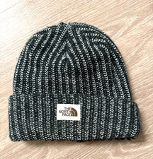 North Face Women s Salty Bae Beanie Fleece Lined Knit Hat Black/White Beanie F22