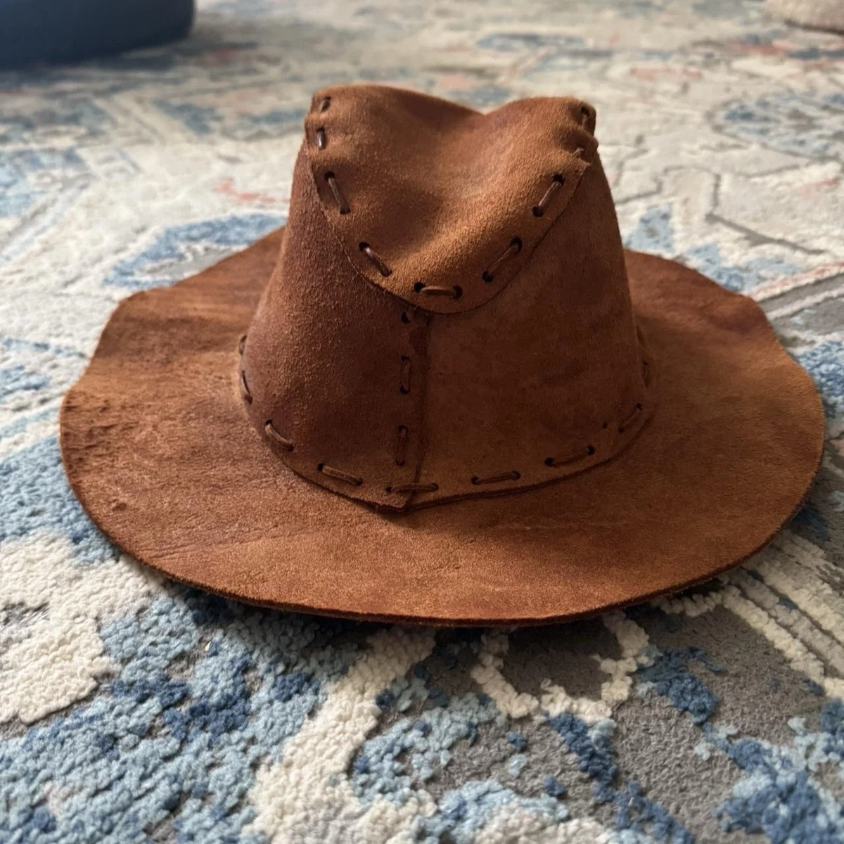 Vtg Tooled Leather Hat Made in Machu Picchu Peru Southwestern Boho Women\'s SMALL The Daisy Handtooled Leather Patch Cap with Turquoise  main image 4