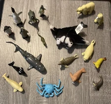 VTG K&M Safari Arctic Mammals & Sea Life Miniature Figures 18pc Lot Realistic