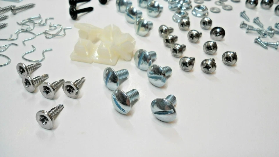 ENORME KIT DE 222 piezas! PARA RESTAURAR COSECHADORA INTERNACIONAL SCOUT 2 II 800 80 ETC Foto 3 de 4