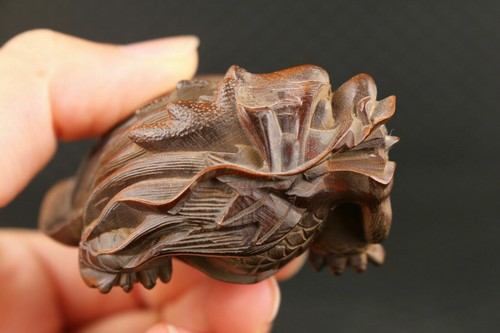 Japanese boxwood hand carved dragon tortoise statue netsuke collectable - Picture 6 of 9
