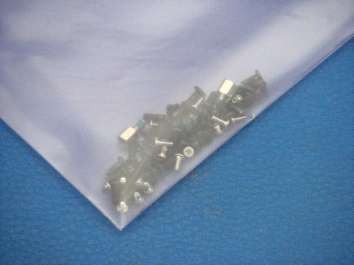 Schraubensatz Amilo LI1705 Notebook 9100336721-26122