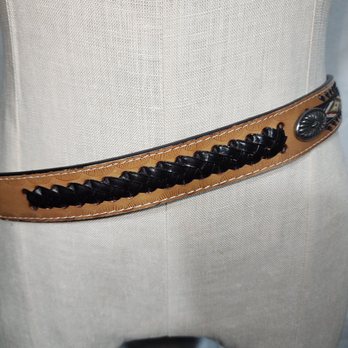 Vintage Leather Whip Stitch Embroidered Southwestern Belt 31 