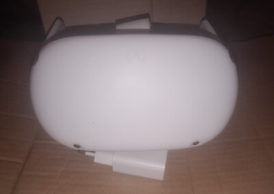 Meta Oculus Quest 2 - 128GB inkl. USB-C Ladekabel, Stecker Und Schutz Hüllen.