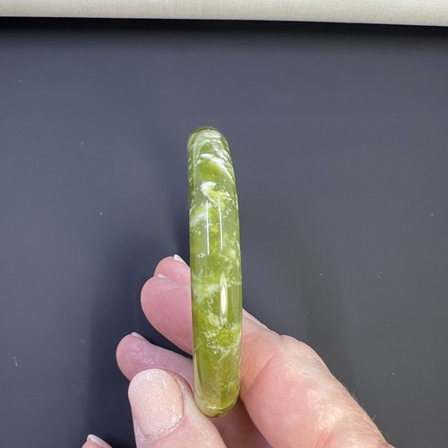 Jadeite green jade bangle Bracelet Beautiful Color - Picture 2 of 24
