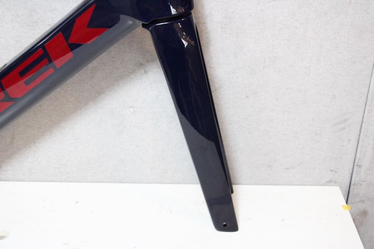 TREK MADONE SLR Gen 6 Project One Carbon Frame 54 (2022 TREK MADONE SLR Gen 6 Project One Carbon Frame 54 (2022