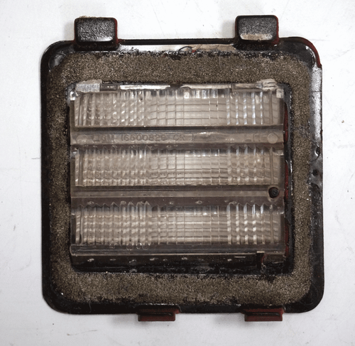 1984-96 Chevy Corvette C4 Left LH B-Pillar Halo Light Cover Red Used 16500829 - Picture 3 of 4