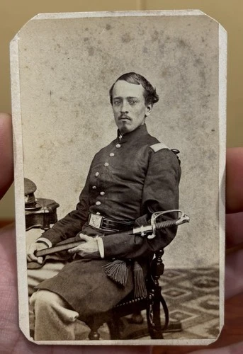 1860s Civil War Yankee Officer Union Soldier Seated Cdv Photo