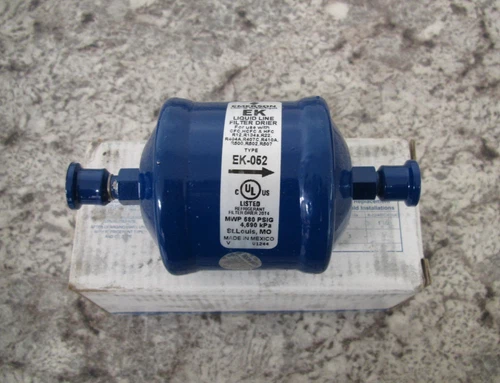 New Emerson EK-052 / EK052 / 047601 1/4" SAE Flare Liquid Line Filter Drier