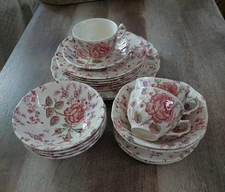 Johnson Brothers Rose Chintz Ironstone made in England Set 24 Pieces Lot !Read!!