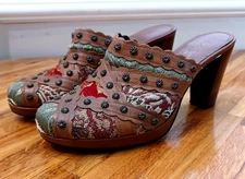 Liz Claiborne Flex Philomena Women's Size 6M Studded Leather Boho Hippie Sandals