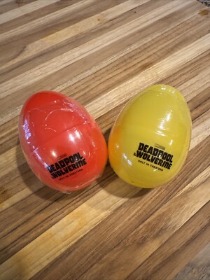 Deadpool & Wolverine  Best Friends  Necklace Claw Machine Prize! Both Eggs!!