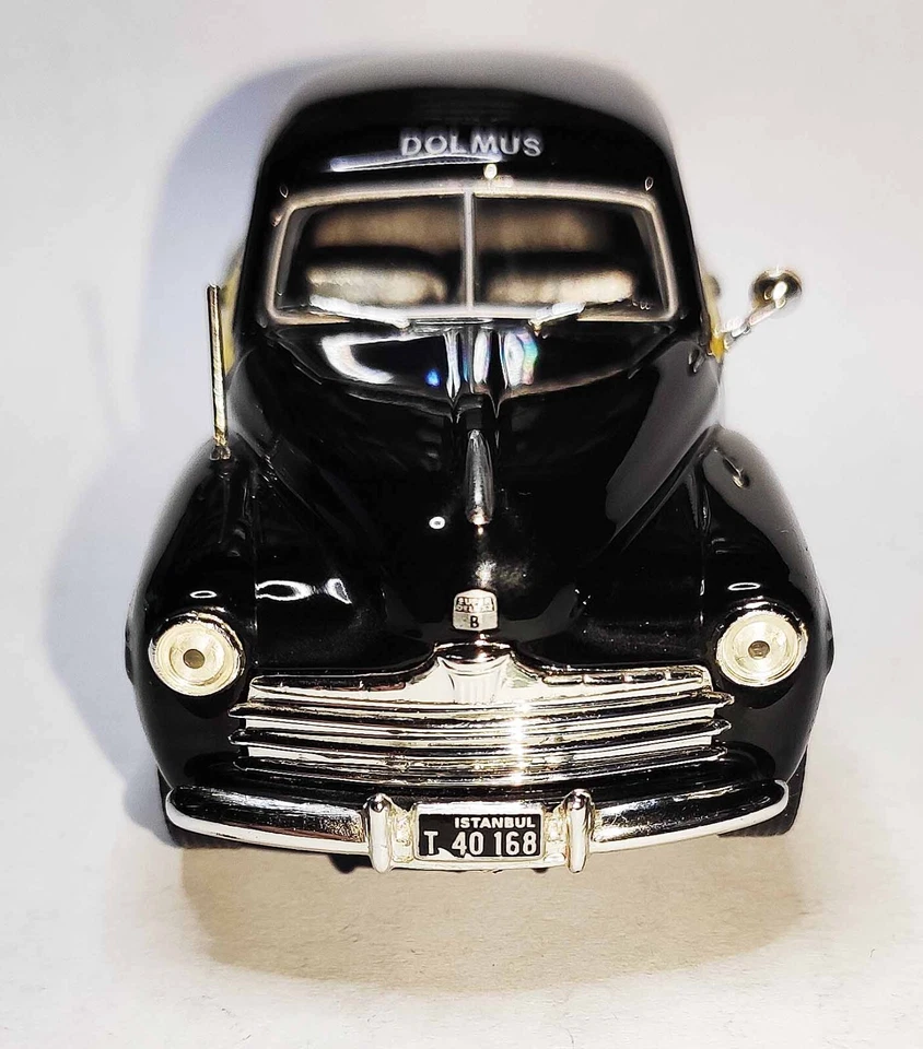 Ford Fordor Sedan Taxi Istanbul 1947 1/43 Altaya No Brumm No Burago - Immagine 3 di 4
