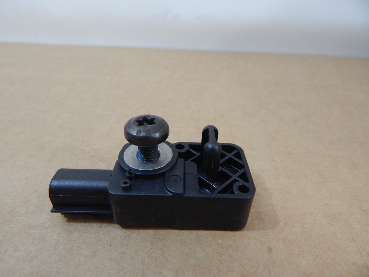 New OEM GM 13509729 Impact Crash Sensor Cadillac GMC Chevrolet 
