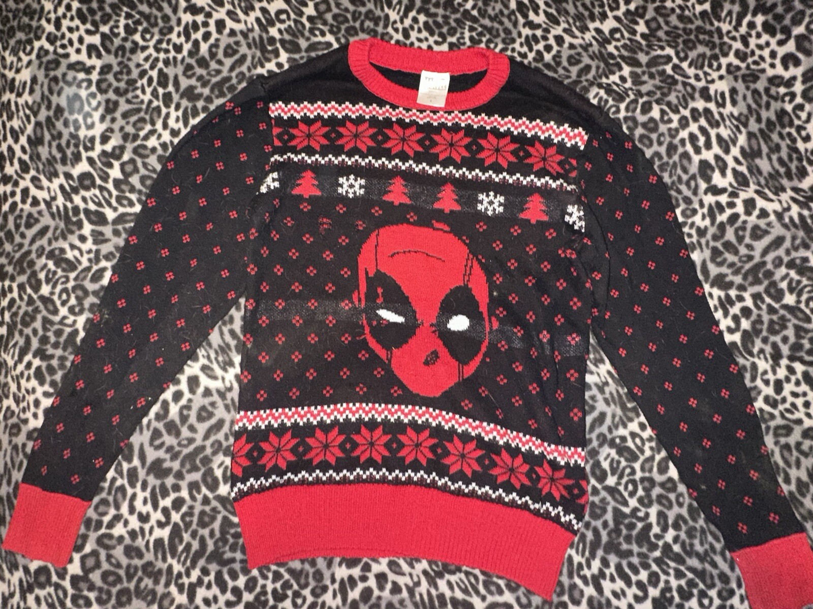 Deadpool Sweater Holiday - image 1