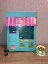 Carry Case And Figure - Littlest Pet Shop - vintage