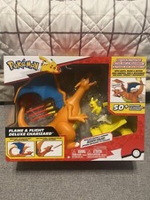 NEW POKEMON FLAME & FLIGHT DELUXE CHARIZARD PLAYSET LIGHTS MOTIONS AND SOUNDS!