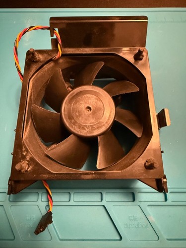 Nidec Beta V TA350DC 92mm X 92mm X 25mm 12V DC .5A Fan M34138 - Picture 2 of 3