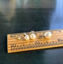 9CT 375 9K Yellow Gold White Cultured Pearl Stud Post Earrings + Pendant Set