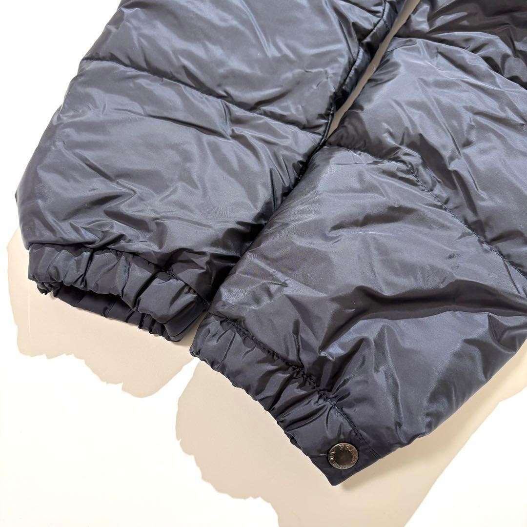 Model  Condition PRADA Down Jacket Triangle Logo … - image 5