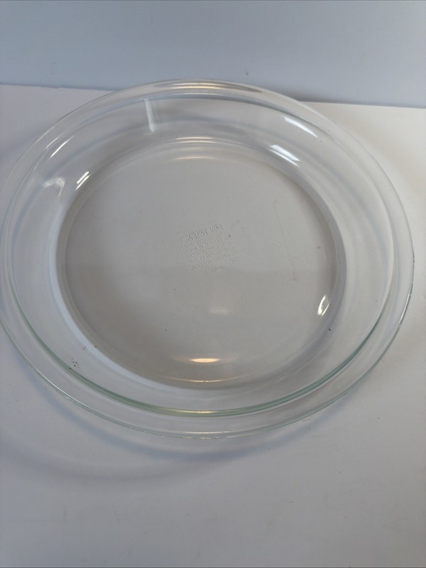 Vintage PYREX 9" Glass Pie Pan Plate Dish 209, CH 14 Made Corning N Y USA Used