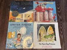 Robert Munsch Childrens Picture Books Lot: Love You Forever, Paper Bag Princess!