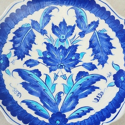VTG Iznik Plate Tulip Design Wall Decor Handmade Painted Turquoise Cobalt Turkey