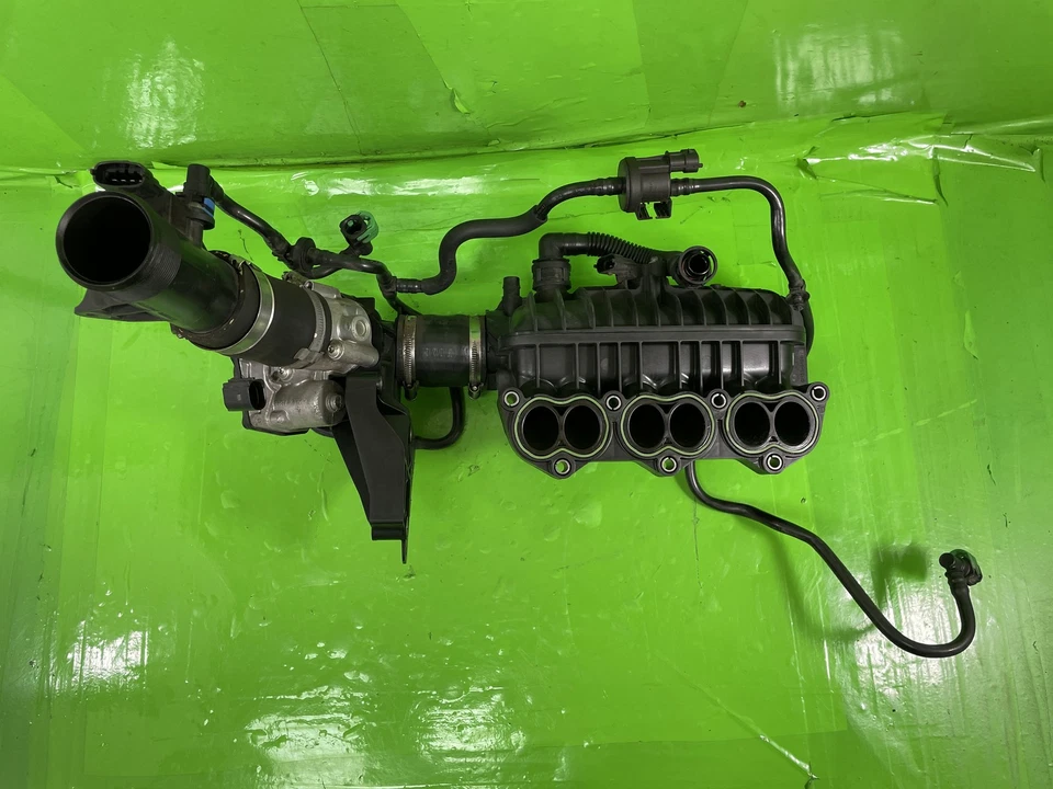 FORD FIESTA MK7 INTAKE INLET MANIFOLD 1.0 PETROL CM5G9424EC 2013-2017 - Image 4 of 4