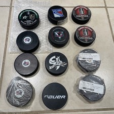 Qty 12 Hockey Pucks Collectible Stanley Cup Playoffs/Blackhawks/FL Panthers/NY