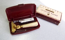 Vintage Schick Injector Safety Razor Set  1946 53 in box, Clean