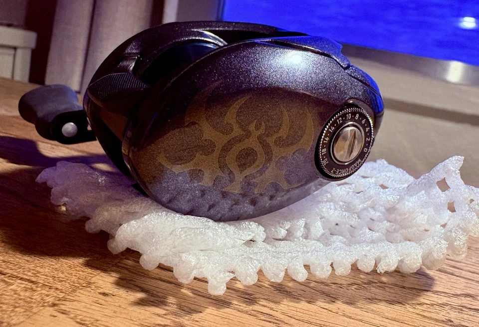 Carrete de pesca Daiwa Tatula CT 8.1:1 para mano izquierda cebo fundición 100XS lo sacó dos veces Foto 3 de 4