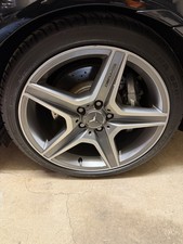 Felgen AMG Aluminium Mercedes Benz C Klasse  235/40/18 und 255/35/18 94H XL M+S