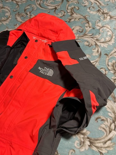 CHAQUETA SUPREME NORTH FACE RTG (ROJA) (GRANDE) SS20 TNF ABRIGO UNIVERSITARIO DE PIEL SINTÉTICA - Imagen 17 de 24