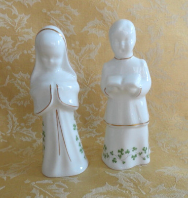 Pair of Royal Tara Galway Ireland Hand Made Figurines Singing Boy & Praying Girl