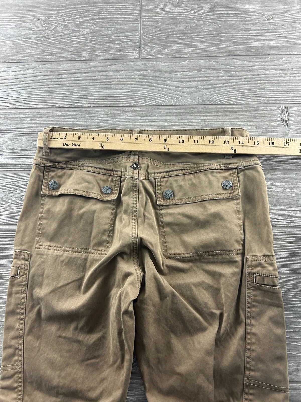 prana cargo pockets skinny leg pants