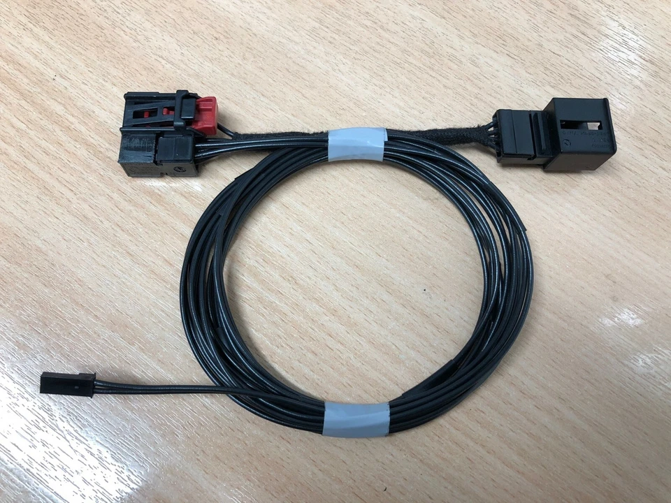 Mk7 Golf (Halogen) To Mk7.5 Non-Dynamic Tail Light Retrofit Wiring Loom  - Image 2 of 4