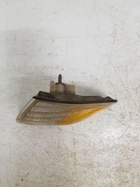 Luz de estacionamiento/esquina del conductor lámpara de giro compatible con Windstar 4402 95-97 Foto 4 de 4