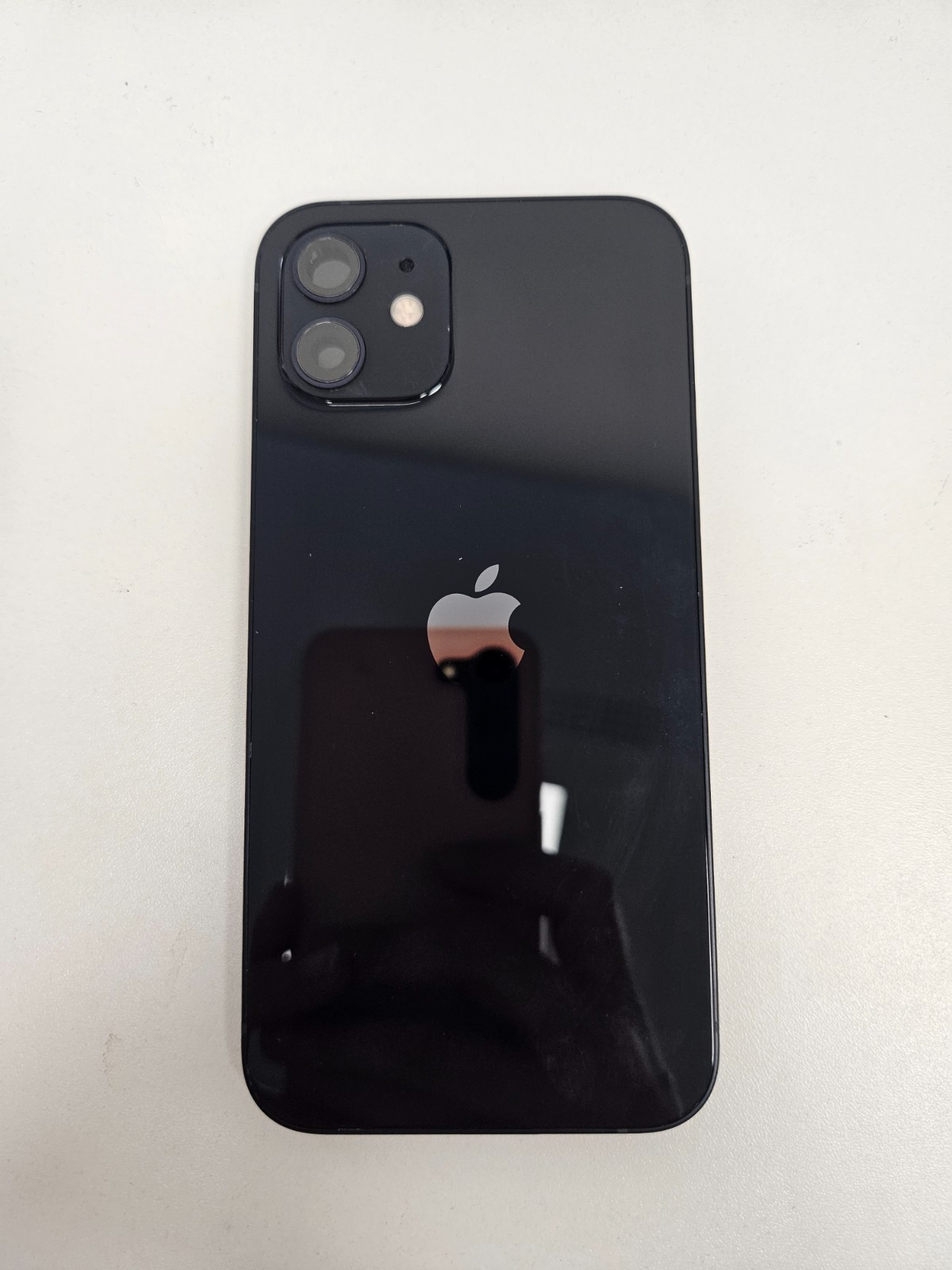 Châssis iPhone 12 OEM Grade A original de couleur noir pour rénovation premium