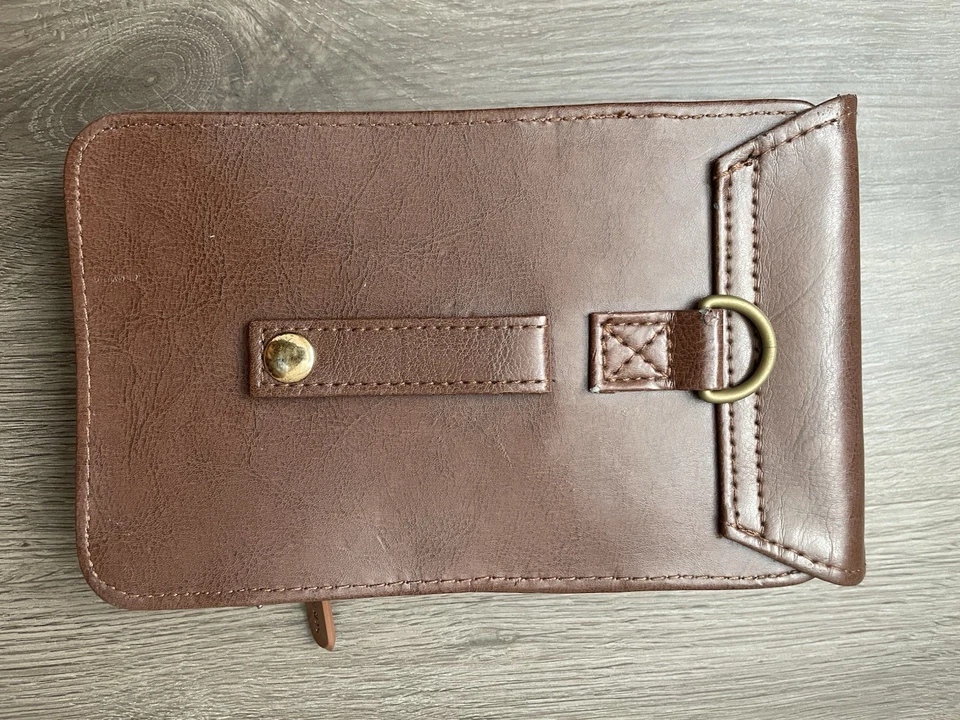 Legend of Zelda Nintendo 3DS Estuche de transporte de cuero sintético para aventureros en muy buena condición Foto 2 de 4