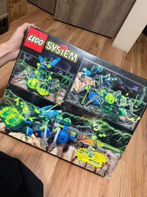 LEGO Space: Insectoids sets (6977), (6837), (6817) and (6903)